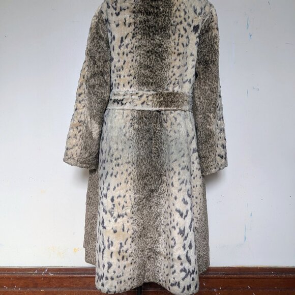 Vintage 70s Fit and Flare Mid Length Faux Fur Leopard Print Coat, Size 6 - Picture 3 of 13